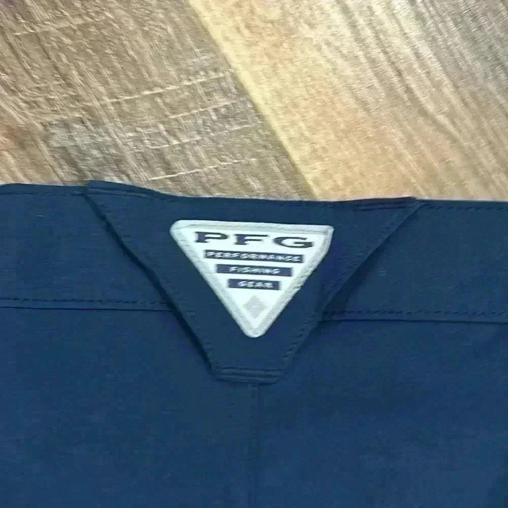 NWT Columbia PFG Omni-shade shorts Men’s size 48. Navy UPF 50 sun protection